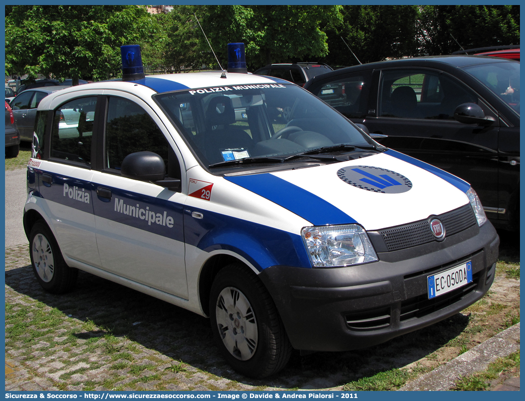 -
Polizia Municipale
Comune di Forlì
Fiat Nuova Panda I serie
Parole chiave: Polizia;Locale;Municipale;Forlì;Forli;Fiat;Nuova Panda