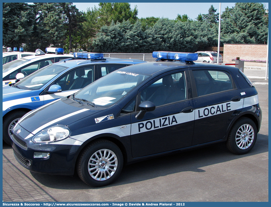 -
Polizia Locale
Comune di Preganziol
Fiat Punto IV serie
Allestitore Focaccia Group S.r.l.
Parole chiave: PL;P.L.;PM;P.M.;Polizia;Locale;Municipale;Preganziol;Fiat;Punto;Focaccia