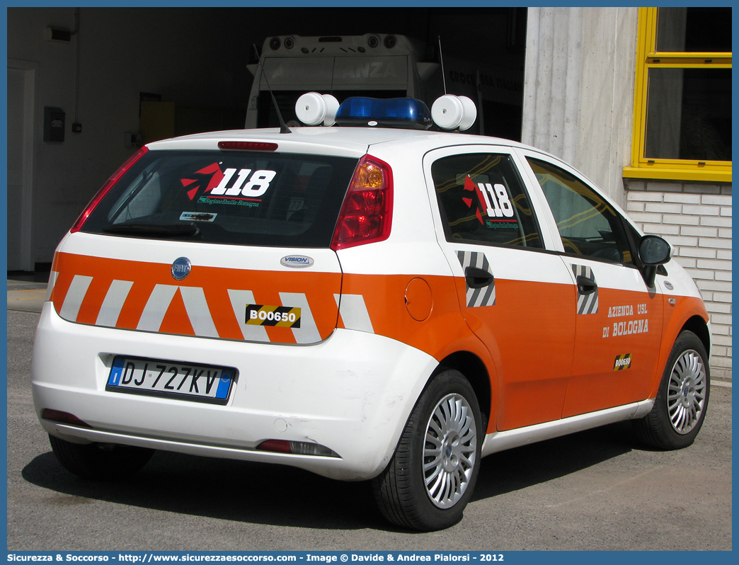 BO 0650
118 Bologna Soccorso
Fiat Grande Punto
Allestitore Vision S.r.l.
Parole chiave: 118;Bologna;Soccorso;Automedica;Automedicalizzata;Auto Medica;Auto Medicalizzata;Fiat;Grande;Punto;Vision