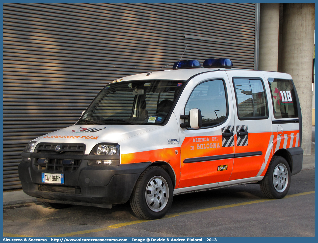 BO 0007
118 Bologna Soccorso
Fiat Doblò I serie
Allestitore Bollanti S.r.l./Vision S.r.l.
(II variante)
Parole chiave: 118;Bologna;Soccorso;Automedica;Automedicalizzata;Auto Medica;Auto Medicalizzata;Fiat;Doblò;Doblo;Bollanti