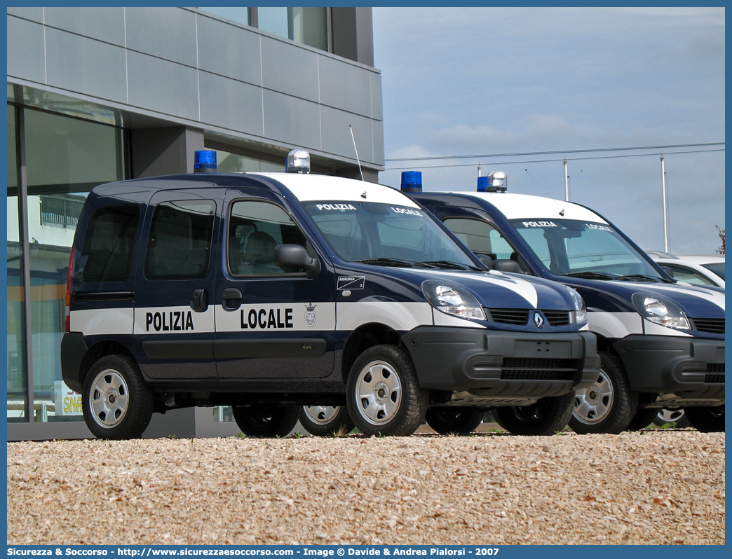 -
Polizia Locale
Corpo Intercomunale Anaunia
Renault Kangoo 4x4 II serie
Allestitore Focaccia Group S.r.l.
Parole chiave: Polizia;Locale;Municipale;Anaunia;Campodenno;Cles;Coredo;Denno;Sanzeno;Sfruz;Sporminore;Ton;Vervò;Vervo;Renault;Kangoo;4x4;4 x 4;Focaccia