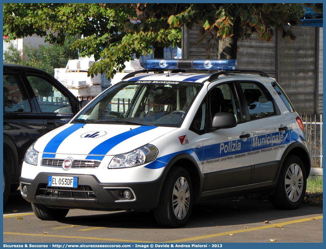 -
Polizia Municipale
Comune di Fiorano Modenese
Fiat Sedici II serie
Allestitore Focaccia Group S.r.l.
Parole chiave: Polizia;Locale;Municipale;Fiorano Modenese;Fiat;Sedici;Focaccia