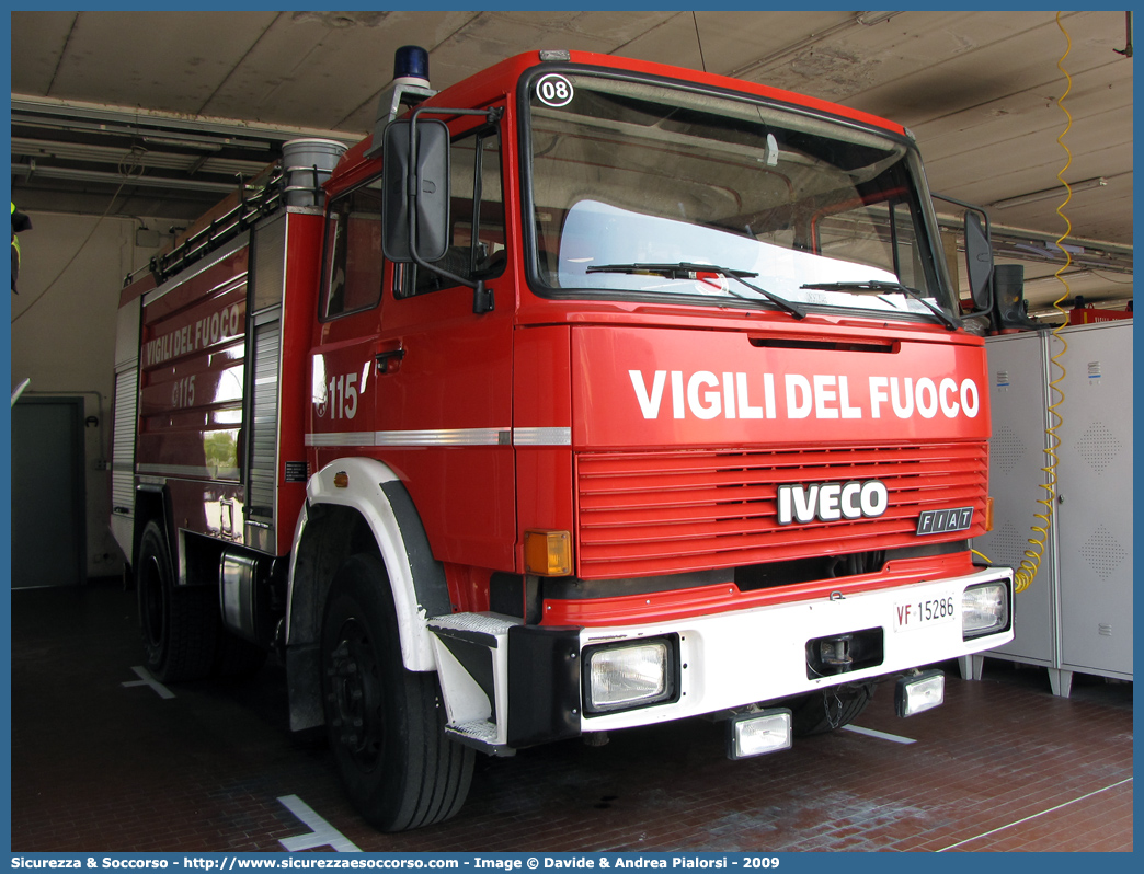 VF 15286
Corpo Nazionale Vigili del Fuoco
Iveco 180-24
Allestitore Baribbi S.p.A.
Parole chiave: Corpo;Nazionale;Vigili del Fuoco;Vigili;Fuoco;ABP;A.B.P.;AutoBottePompa;AutoBotte;Fiat;Iveco;180-24;180 - 24;Baribbi