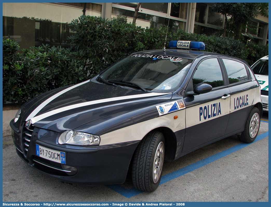 -
Polizia Locale
Comune di Roncade
Alfa Romeo 147 I serie
Parole chiave: PL;P.L.;PM;P.M.;Polizia;Locale;Municipale;Roncade;Alfa Romeo;147