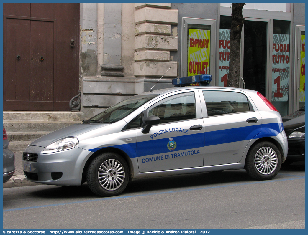 Polizia Locale YA012AE
Polizia Locale
Comune di Tramutola
Fiat Grande Punto
Parole chiave: Polizia;Locale;Municipale;Tramutola;Fiat;Grande Punto;YA012AE;YA 012 AE