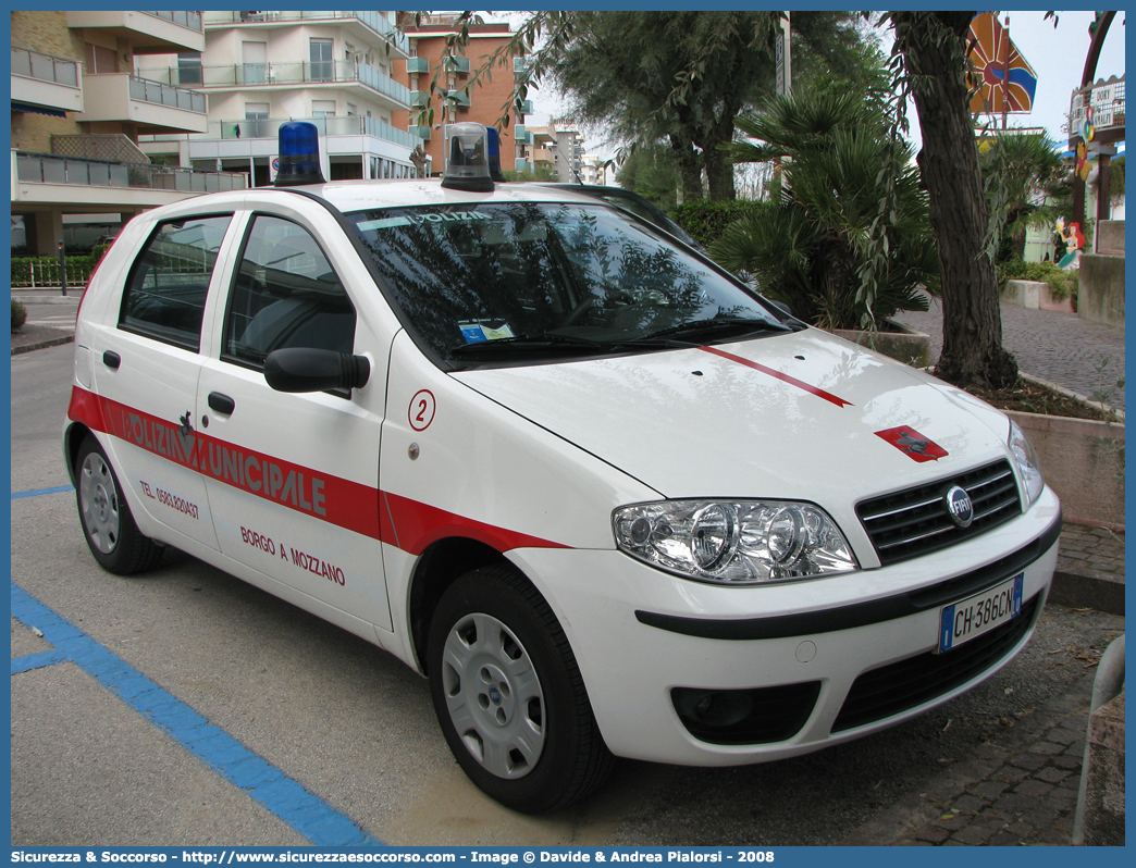 -
Polizia Municipale
Comune di Borgo a Mozzano
Fiat Punto III serie
Parole chiave: Polizia;Locale;Municipale;Borgo a Mozzano;Fiat;Punto