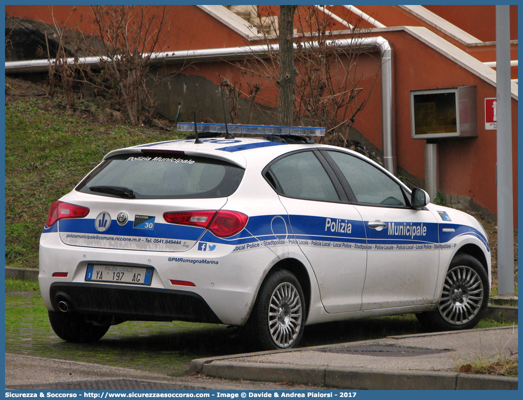 Polizia Locale YA197AG
Polizia Municipale
Comune di Riccione
Alfa Romeo Nuova Giulietta
I serie II restyling
Allestitore Focaccia Group S.r.l.
Parole chiave: Polizia;Locale;Municipale;Alfa Romeo;Nuova Giulietta;Focaccia;YA197AG;YA 197 AG