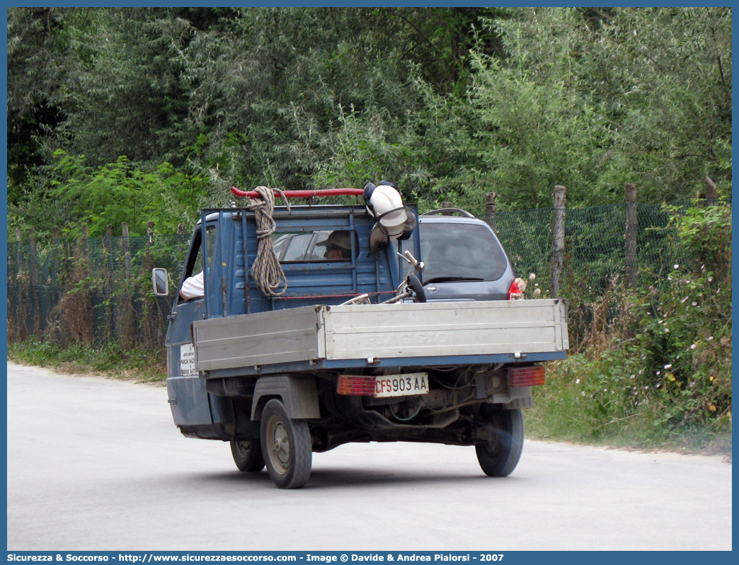 CFS 903 AA
Corpo Forestale dello Stato
Piaggio Ape 50
Parole chiave: Corpo;Forestale;Stato;Corpo Forestale dello Stato;CFS;C.F.S.;Piaggio;Ape 50;903AA;903 AA