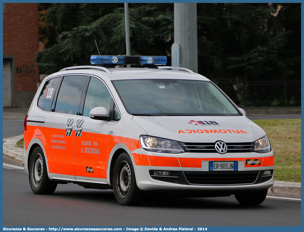 BO 0904
118 Bologna Soccorso
Volkswagen Sharan IV serie
Allestitore Vision S.r.l.
Parole chiave: 118;Bologna;Soccorso;Automedica;Automedicalizzata;Auto Medica;Auto Medicalizzata;Volkswagen;Sharan;Vision