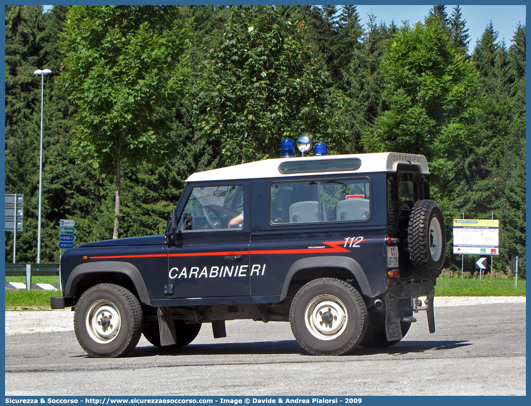 CC AF178
Arma dei Carabinieri
Land Rover Defender 90
Parole chiave: CC;C.C.;Arma;dei;Carabinieri;Land;Rover;Defender;90