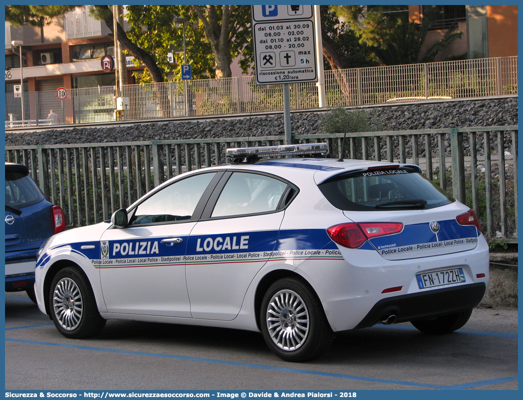 -
Polizia Locale
Comune di Molinella
Alfa Romeo Nuova Giulietta
I serie II restyling
Allestitore Bertazzoni S.r.l.
Parole chiave: Polizia;Locale;Municipale;Molinella;Alfa Romeo;Nuova Giulietta;Bertazzoni