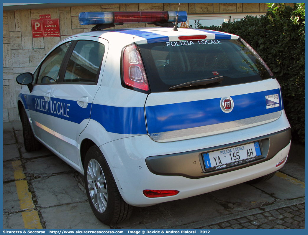 Polizia Locale YA155AH
Polizia Locale
Comune di Albenga
Fiat Punto Evo
Allestitore Ciabilli S.r.l.
Parole chiave: Polizia;Locale;Municipale;Albenga;Fiat;Punto;Evo;Ciabilli;YA155AH;YA 155 AH