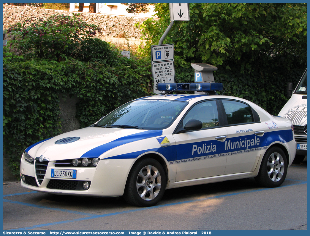 -
Polizia Municipale
Comune di Parma
Alfa Romeo 159
Parole chiave: Polizia;Locale;Municipale;Parma;Alfa Romeo;159