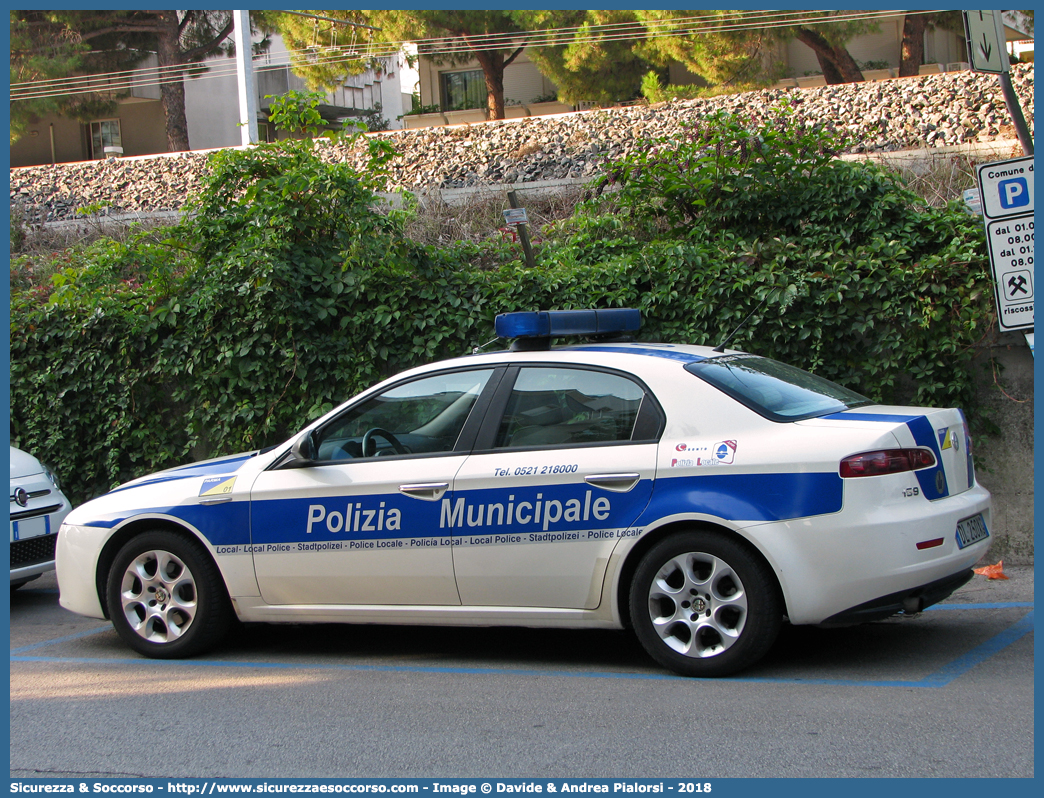 -
Polizia Municipale
Comune di Parma
Alfa Romeo 159
Parole chiave: Polizia;Locale;Municipale;Parma;Alfa Romeo;159