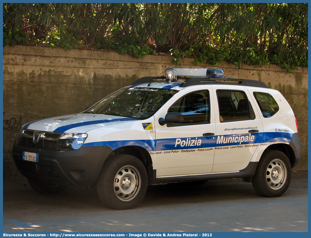 Polizia Locale YA370AD
Polizia Municipale
Comune di Novafeltria
Dacia Duster
Allestitore Focaccia Group S.r.l.
(variante)
Parole chiave: Polizia;Municipale;Locale;Novafeltria;Dacia;Duster;Focaccia;YA370AD;YA 370 AD