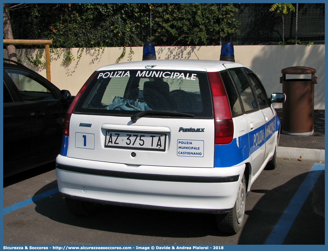 -
Polizia Municipale
Comune di Castignano
Fiat Punto I serie
Parole chiave: Polizia;Locale;Municipale;Castignano;Fiat;Punto