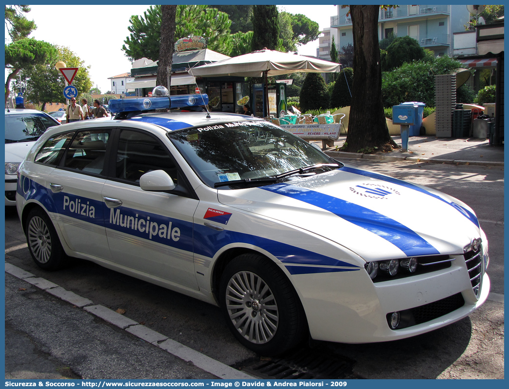 -
Polizia Municipale
Comune di Malalbergo
Alfa Romeo 159 Sportwagon
Allestitore Bertazzoni S.r.l.
Parole chiave: Polizia;Locale;Municipale;Malalbergo;Alfa Romeo;159;Sportwagon;Sport;Wagon;Station;SW;S.W.;Bertazzoni