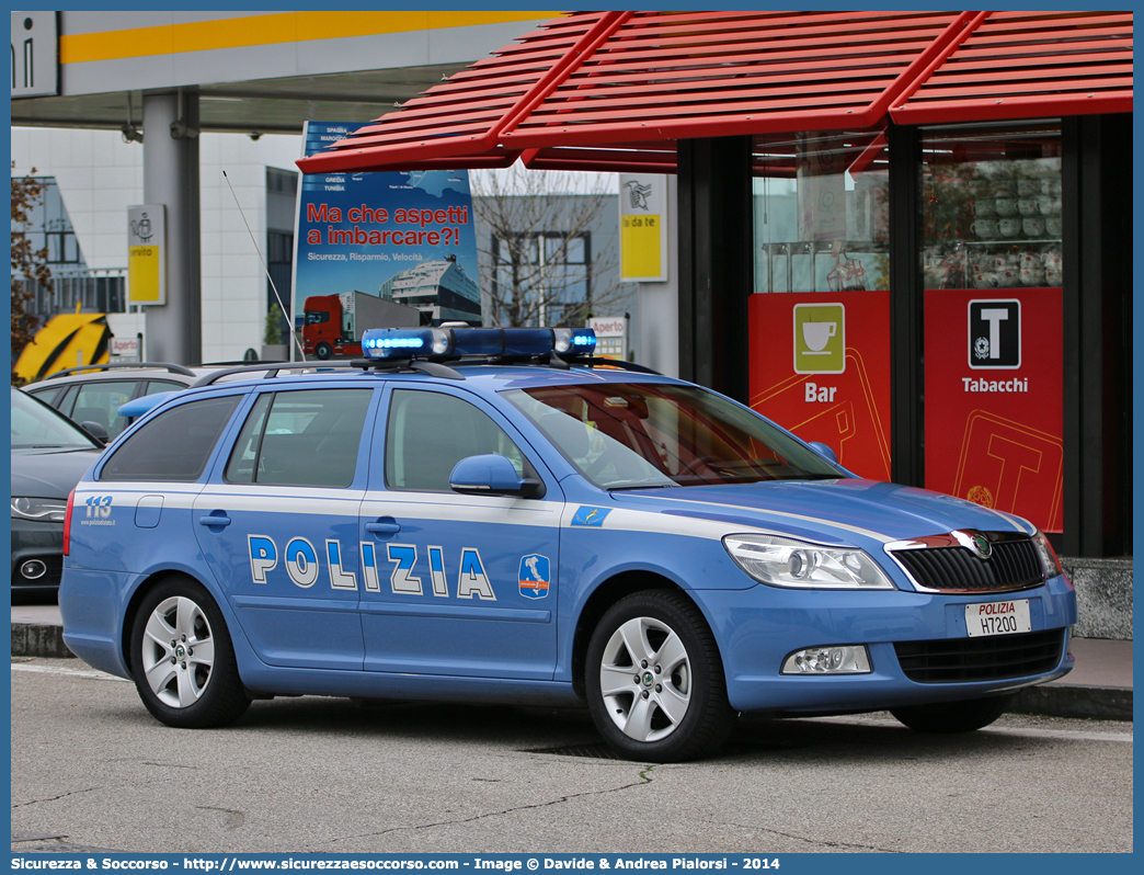 Polizia H7200
Polizia di Stato
Polizia Stradale
Autostrade per l'Italia S.p.A.
Skoda Octavia Wagon III serie
Allestitore Focaccia Group S.r.l.
Parole chiave: Polizia di Stato;Polizia Stradale;Autostrade per l'Italia S.p.A.;Autostrade S.p.A.;Autostrade;Italia;Skoda;Octavia;Wagon;Station;SW;S.W.;Focaccia