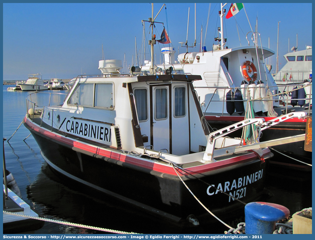 N521
Arma dei Carabinieri
Servizio Navale	
Motovedetta d'Altura Classe N500
Parole chiave: CC;C.C.;Arma;Carabinieri;Servizio;Navale;Motovedetta;Altura;Classe;N500;N 500