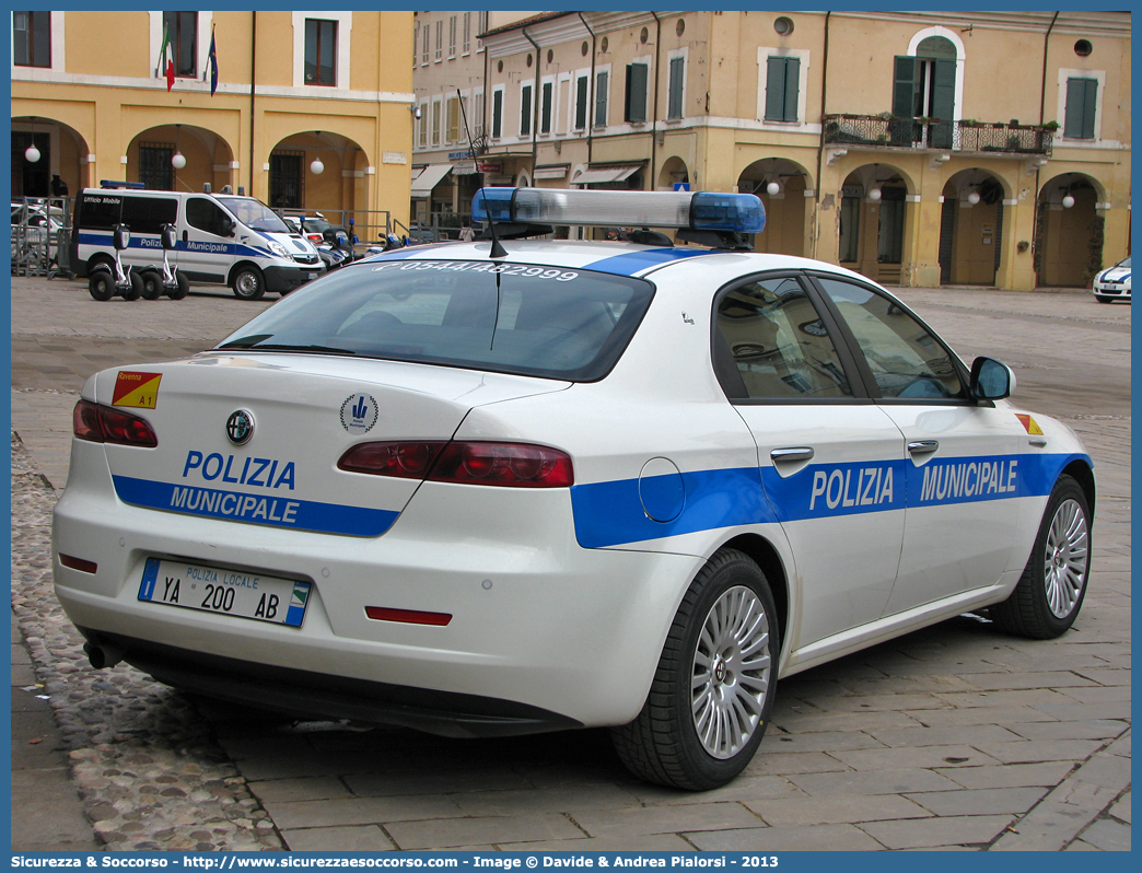 Polizia Locale YA200AB
Polizia Municipale
Comune di Ravenna
Alfa Romeo 159
Allestitore Focaccia Group S.r.l.
Parole chiave: Polizia;Locale;Municipale;Ravenna;Alfa Romeo;159;YA200AB;YA 200 AB;Focaccia