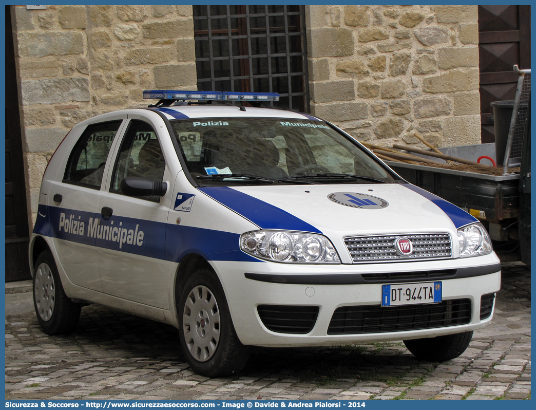 -
Polizia Municipale
Comune di San Leo
Fiat Punto III serie restyling
Parole chiave: Polizia;Locale;Municipale;San Leo;Fiat;Punto