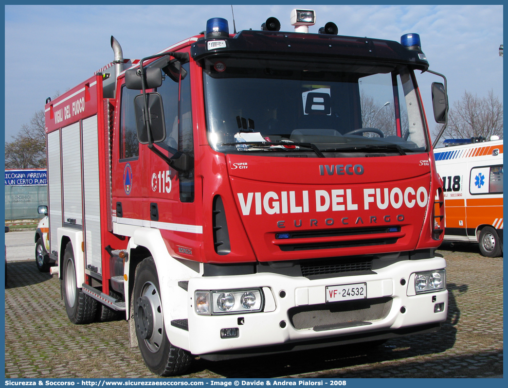 VF 24532
Corpo Nazionale Vigili del Fuoco
Iveco Magirus EuroCargo
120E24 II serie "SuperCity"
Parole chiave: VVF;V.V.F.;Corpo;Nazionale;Vigili;del;Fuoco;AutoPompaSerbatoio;APS;A.P.S.;Iveco;Magirus;EuroCargo;SuperCity;120E24