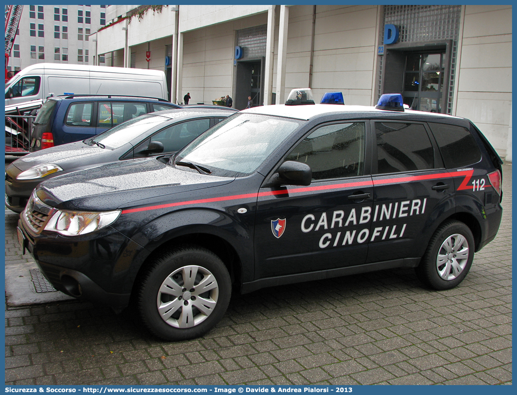 CC CX569
Arma dei Carabinieri
Centro e Nuclei Cinofili
Subaru Forester V serie
Allestitore Elevox S.r.l.
Parole chiave: CC;C.C.;Arma;Carabinieri;Centro;Nuclei;Nucleo;Cinofili;Subaru;Forester;Elevox