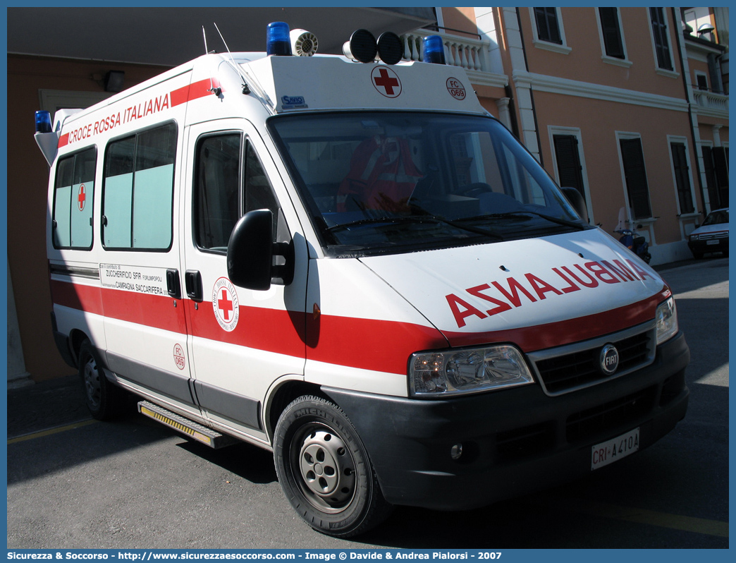 CRI A410A
Croce Rossa Italiana
Forlimpopoli - Bertinoro
Fiat Ducato II serie restyling
Allestitore Boneschi S.r.l.
Parole chiave: Croce;Rossa;Italiana;CRI;C.R.I.;Ambulanza;Fiat;Ducato;Savio;Forlimpopoli;Bertinoro