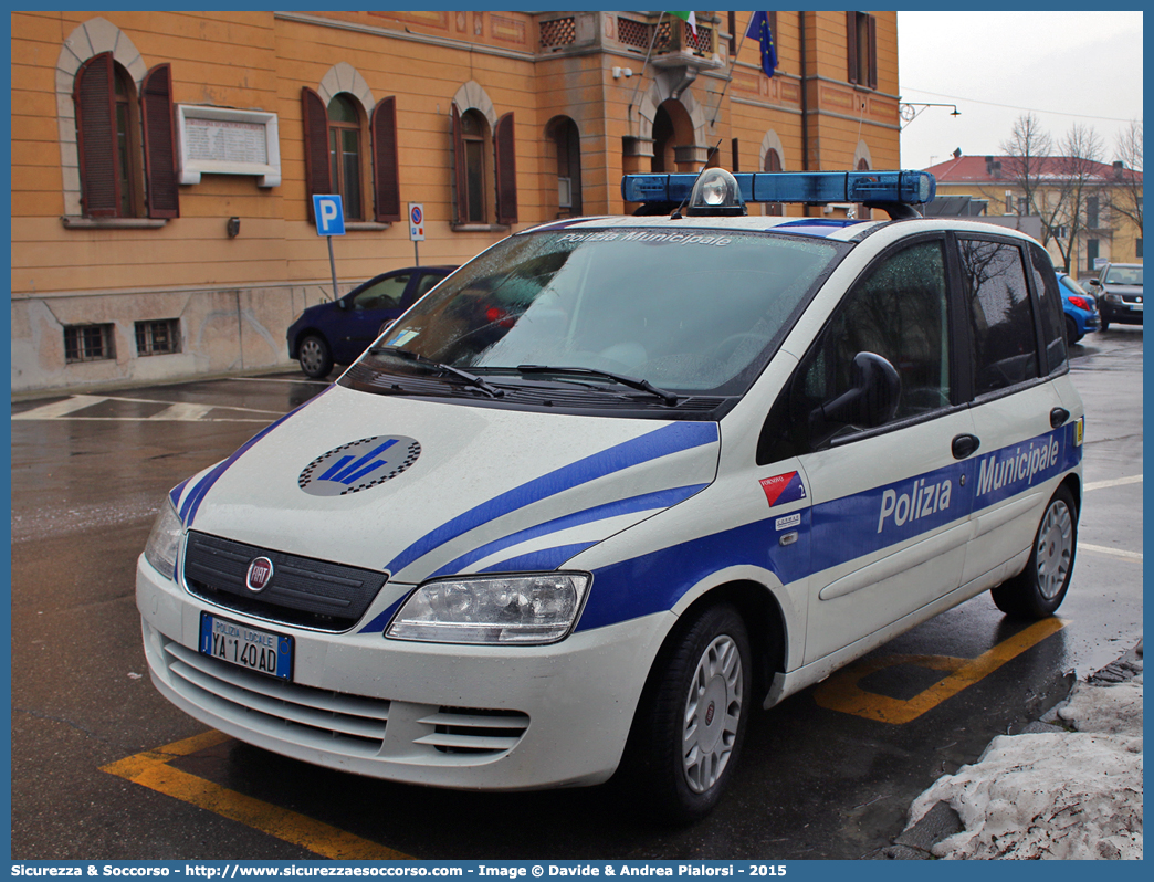 Polizia Locale YA140AD
Polizia Municipale
Comune di Fornovo di Taro
Fiat Multipla II serie
Allestitore Cormar S.a.s.
Parole chiave: Polizia;Locale;Municipale;Fornovo di Taro;Fiat;Multipla;Cormar;YA140AD;YA 140 AD