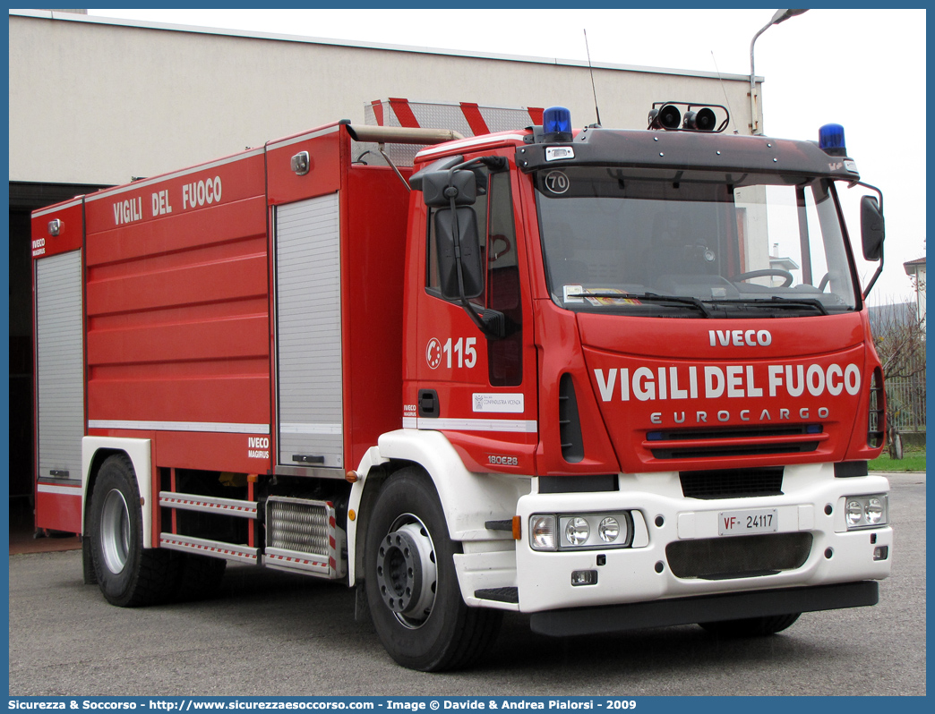 VF 24117
Corpo Nazionale Vigili del Fuoco
Iveco EuroCargo 180E28 II serie
Allestitore Iveco Magirus
Parole chiave: Corpo;Nazionale;Vigili del Fuoco;Vigili;Fuoco;ABP;A.B.P.;AutoBottePompa;AutoBotte;Iveco;EuroCargo;180E28;180 E 28;180 E28;Magirus