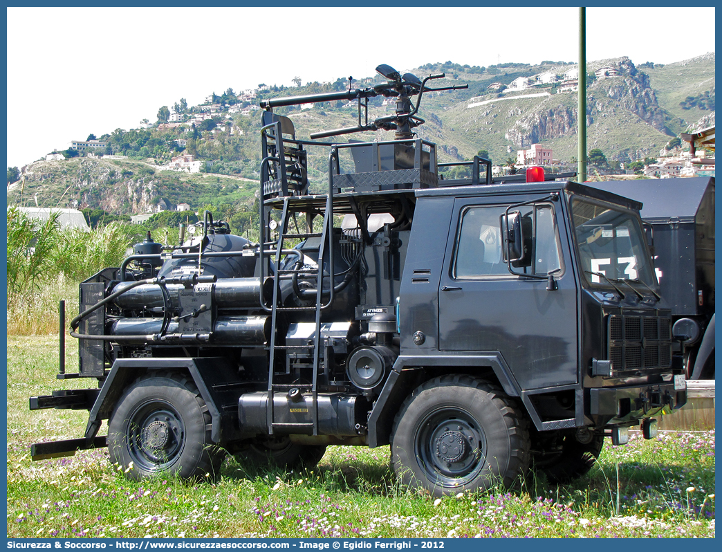 CC AZ609
Arma dei Carabinieri
Raggruppamento Carabinieri Aeromobili
Sirmac Rampini Vulcano
Parole chiave: CC AZ609;CCAZ609;Arma;Carabinieri;Raggruppamento;Aeromobili;Sirmac;Rampini;Vulcano