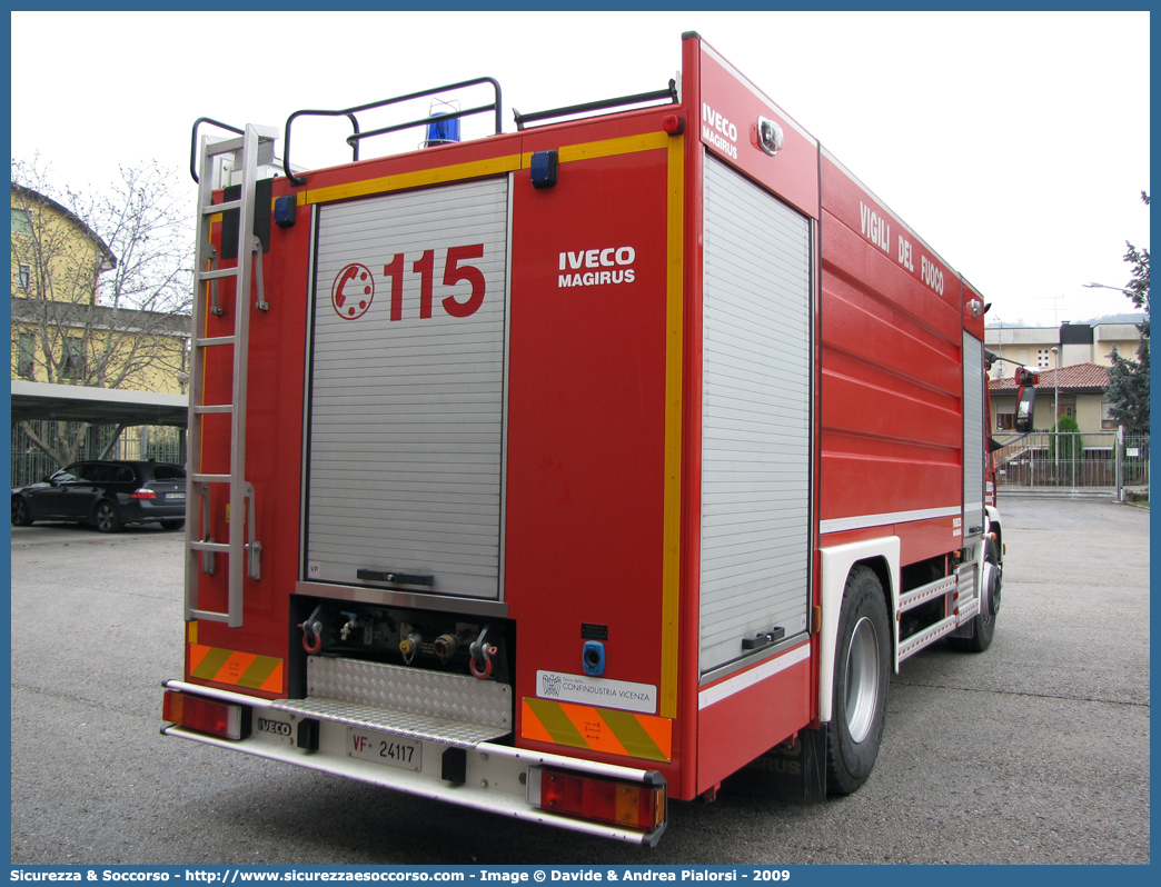 VF 24117
Corpo Nazionale Vigili del Fuoco
Iveco EuroCargo 180E28 II serie
Allestitore Iveco Magirus
Parole chiave: Corpo;Nazionale;Vigili del Fuoco;Vigili;Fuoco;ABP;A.B.P.;AutoBottePompa;AutoBotte;Iveco;EuroCargo;180E28;180 E 28;180 E28;Magirus