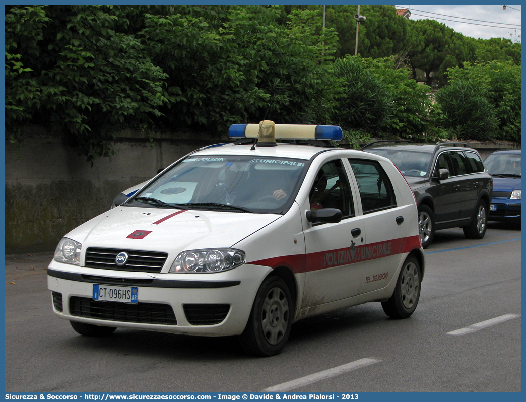 -
Polizia Municipale
Comune di Bibbiena
Fiat Punto III serie
Parole chiave: Polizia;Locale;Municipale;Bibbiena;Fiat;Punto