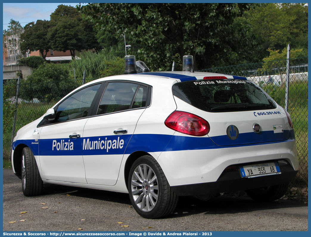 Polizia Locale YA353AB
Polizia Municipale
Unione Comuni Valle del Samoggia
Fiat Nuova Bravo
Allestitore Bertazzoni S.r.l.
Parole chiave: Polizia;Locale;Municipale;Valle del Samoggia;Bazzano;Castello di Serravalle;Crespellano;Monteveglio;Savigno;Fiat;Nuova Bravo;Bertazzoni;YA353AB;YA 353 AB