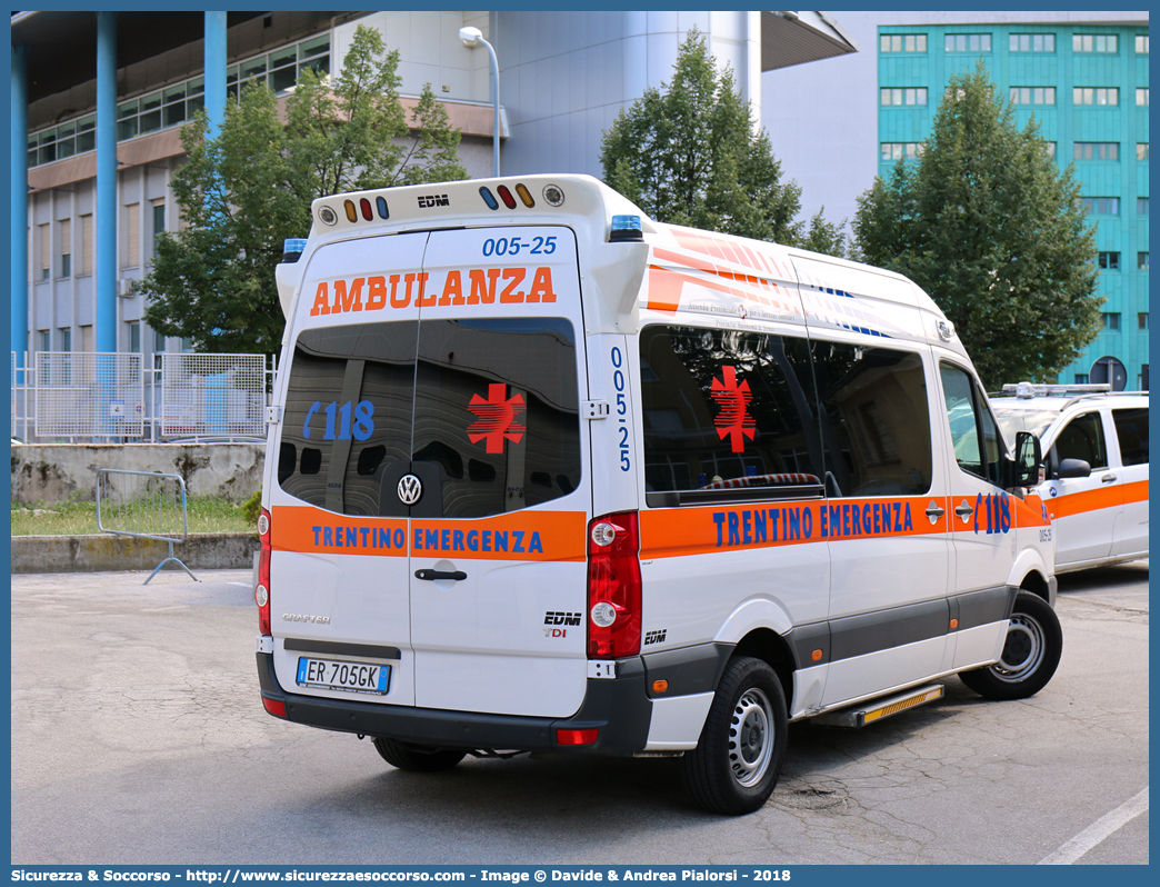 005-25
118 Trentino Emergenza
Volkswagen Crafter I serie
Allestitore EDM S.r.l.
Parole chiave: 118;Trento;Trentino;Emergenza;Ambulanza;Autoambulanza;Volkswagen;Crafter;EDM;E.D.M.