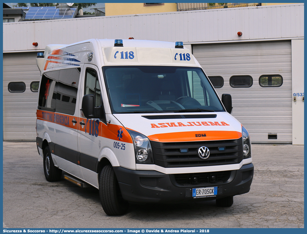 005-25
118 Trentino Emergenza
Volkswagen Crafter I serie
Allestitore EDM S.r.l.
Parole chiave: 118;Trento;Trentino;Emergenza;Ambulanza;Autoambulanza;Volkswagen;Crafter;EDM;E.D.M.