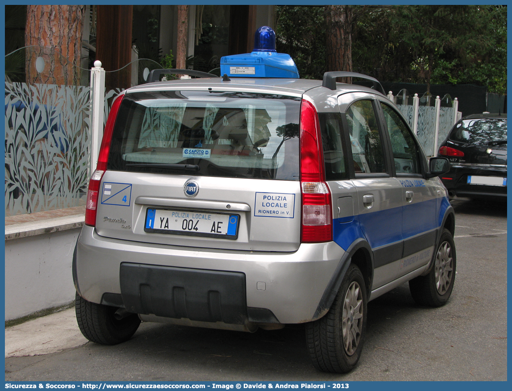 Polizia Locale YA004AE
Polizia Municipale
Comune di Rionero in Vulture
Fiat Nuova Panda 4x4 I serie
Parole chiave: Polizia;Locale;Municipale;Rionero in Vulture;Fiat;Nuova Panda;4x4;4 x 4;4*4;YA004AE;YA 004 AE