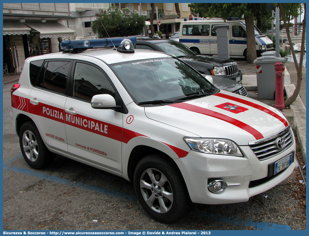 Polizia Locale YA387AH
Polizia Municipale
Comune di Pontedera
Toyota Rav4 IV serie
Parole chiave: Polizia;Locale;Municipale;Pontedera;Valdera;Toyota;Rav4;Rav 4;YA387AH;YA 387 AH