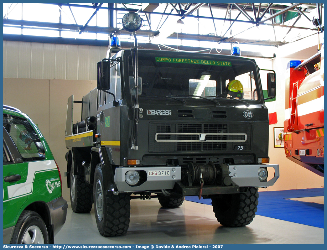 CFS 3718
Corpo Forestale dello Stato
Nucleo Antincendio Boschivo
Iveco OM 75P
Parole chiave: Corpo;Forestale;Stato;Corpo Forestale dello Stato;CFS;C.F.S.;Antincendio;Boschivo;AIB;A.I.B.;Iveco;OM;75P;75 P