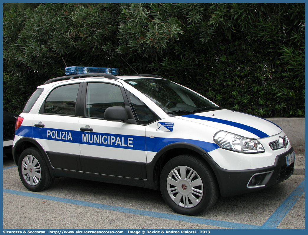 Polizia Locale YA537AG
Polizia Municipale
Comune di Sant'Antonio Abate
Fiat Sedici II serie
Parole chiave: Polizia;Locale;Municipale;Sant&#039;Antonio Abate;Sant Antonio Abate;Fiat;Sedici;YA537AG;YA 537 AG