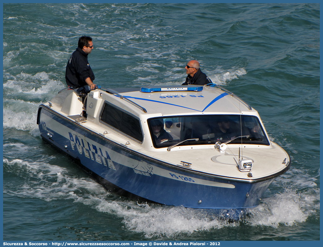 PS 1265
Polizia di Stato
Polizia del Mare
Squadra Volante Venezia
Vizianello GV 25 Experience
Parole chiave: PS;P.S.;Polizia;di;Stato;Squadra;Volante;del;Mare;Vizianello;GV;25;Experience