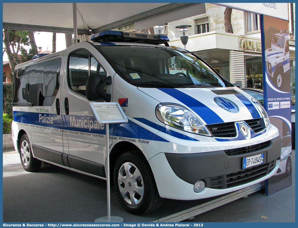 -
Polizia Municipale
Corpo Intercomunale
Bassa Est Parmense
Renault Trafic III serie
Allestitore Bertazzoni S.r.l.
Parole chiave: Polizia;Locale;Municipale;Bassa Est Parmense;Colorno;Mezzani;Sorbolo;Renault;Trafic;Bertazzoni