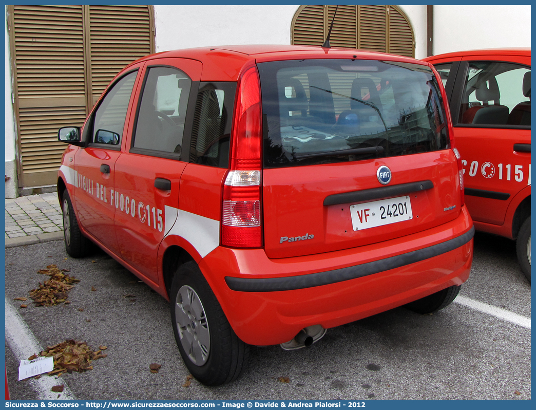 VF 24201
Corpo Nazionale Vigili del Fuoco
Fiat Nuova Panda I serie
Parole chiave: VVF;V.V.F.;Corpo;Nazionale;Vigili;del;Fuoco;Fiat;Nuova;Panda