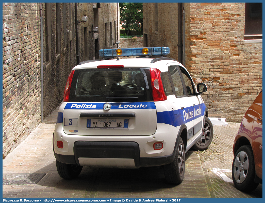 Polizia Locale YA067AG
Polizia Locale
Comune di Urbino
Fiat Nuova Panda 4x4 II serie
Allestitore Celiani S.a.s.
Parole chiave: Polizia;Locale;Municipale;Urbino;Fiat;Nuova Panda;4x4;4 x 4;Celiani;YA067AG;YA 067 AG