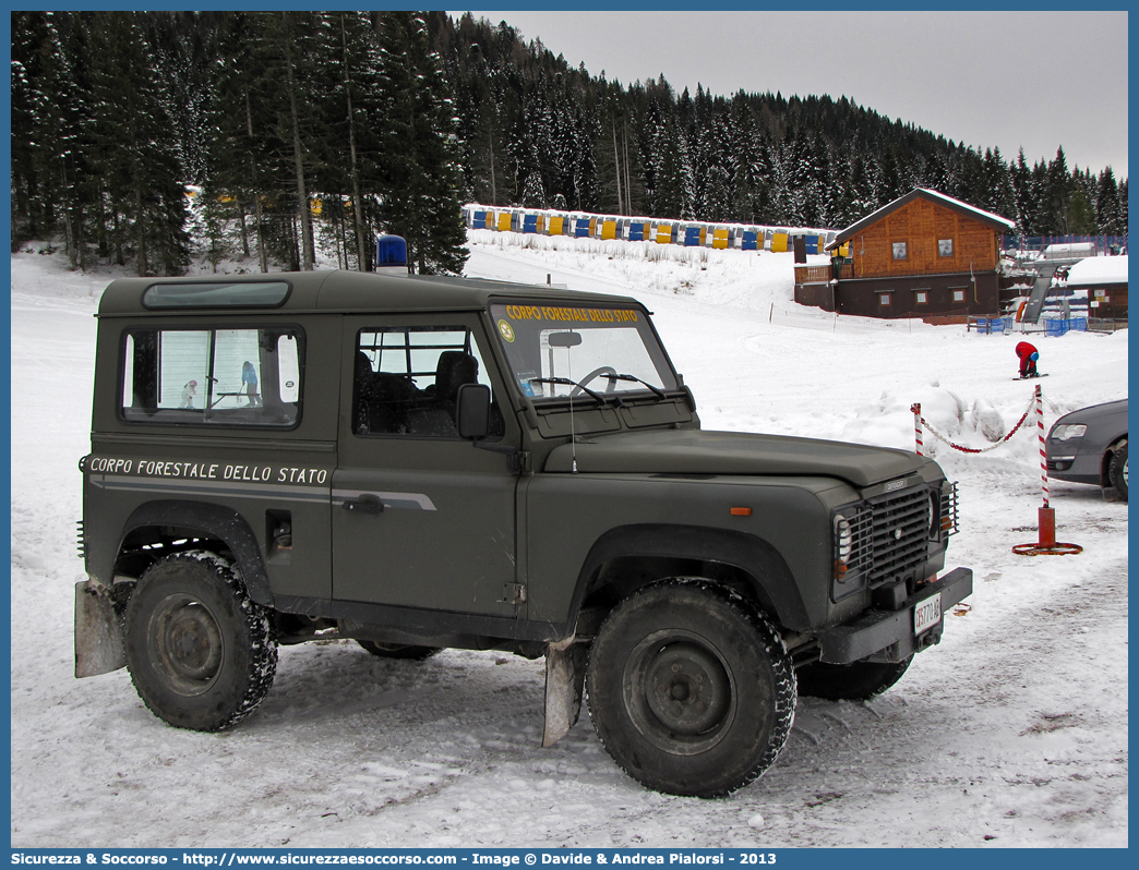 CFS 770AB
Corpo Forestale dello Stato
Nucleo Soccorso Alpino
Land Rover Defender 90
Parole chiave: Corpo;Forestale;Stato;Corpo Forestale dello Stato;CFS;C.F.S.;Soccorso;Alpino;Land Rover;Defender;90