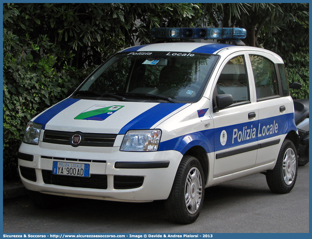 Polizia Locale YA900AD
Polizia Locale
Comune di San Giovanni Teatino
Fiat Nuova Panda I serie
Parole chiave: Polizia;Locale;Municipale;San Giovanni Teatino;Fiat;Nuova Panda;YA900AD;YA 900 AD