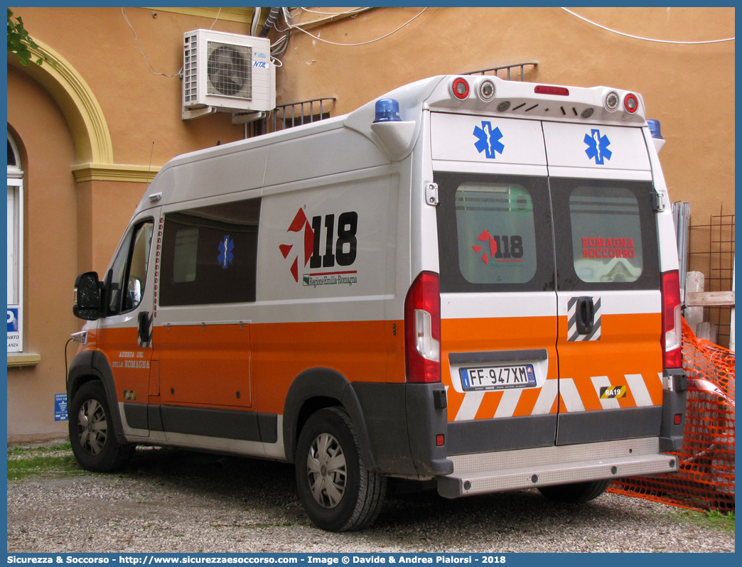 RA 19
118 Romagna Soccorso
Ambito Territoriale di Ravenna
Fiat Ducato III serie restyling
Allestitore Vision S.r.l.
Parole chiave: 118;Romagna;Ravenna;Soccorso;Ambulanza;Autoambulanza;Fiat;Ducato;X290;X 290;Vision