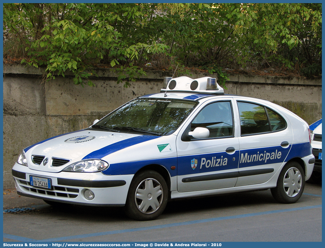 Polizia Locale YA254AA
Polizia Municipale
Comune di Casalecchio di Reno
Renault Megane II serie
Parole chiave: Polizia;Locale;Municipale;Casalecchio di Reno;Renault;Megane;YA254AA;YA 254 AA