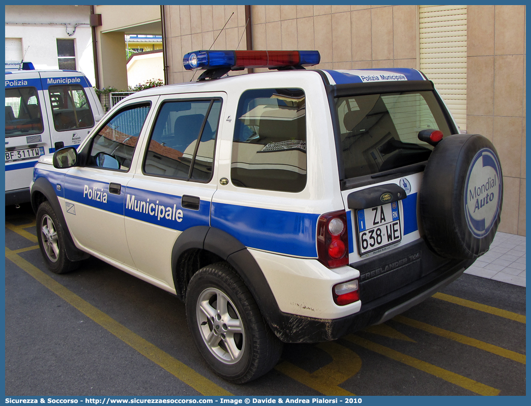 -
Polizia Municipale
Unione Comuni della Valconca
Land Rover Freelander
I serie restyling
Allestitore Focaccia Group S.r.l.
Parole chiave: Polizia;Locale;Municipale;Valconca;Val Conca;Gemmano;Mondaino;Montecolombo;Montefiore Conca;Montegridolfo;Montescudo;Morciano di Romagna;Saludecio;San Clemente;Land Rover;Freelander;Focaccia