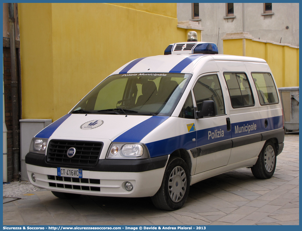 -
Polizia Municipale
Comune di Cervia
Fiat Scudo III serie
Allestitore Focaccia Group S.r.l.
Parole chiave: Polizia;Locale;Municipale;Cervia;Fiat;Scudo;Focaccia